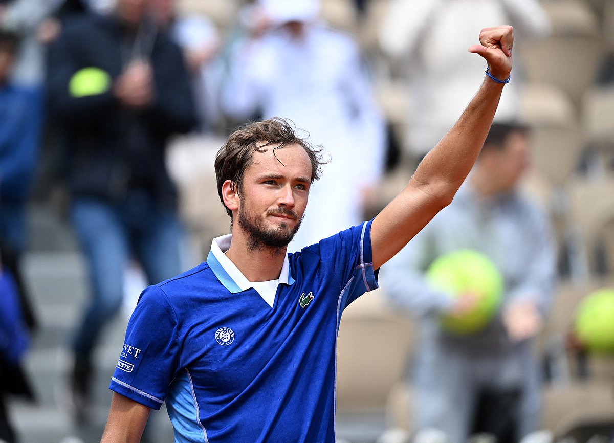 Russia's Daniil Medvedev celebrates winning his first round match against Argentina's Facundo Bagnis on 24 May, 2022