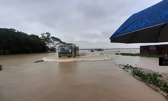 The flood situation is worsening in Netrokona. This photo was captured from Bahadurkanda area of Kalmakanda-Thakurakona regional highway on Friday afternoon.