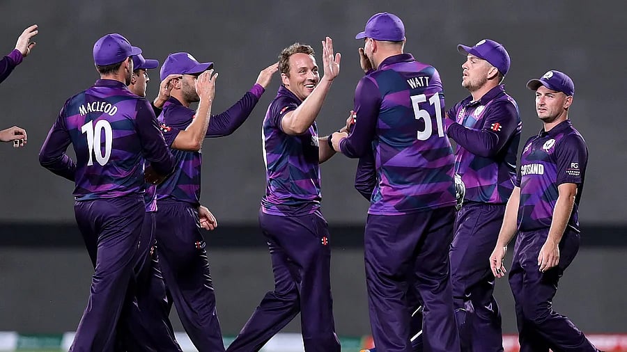 The Scottish Cricket Board has resigned over allegations of racism