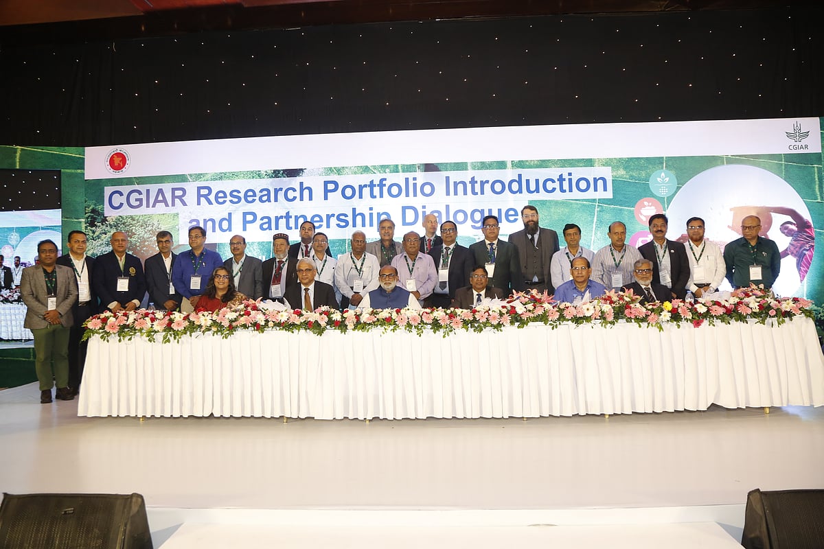 The distinguished guests and CGIAR officials pose at the research portfolio launching event at Pan Pacific Sonargaon Hotel in Dhaka on Wednesday.