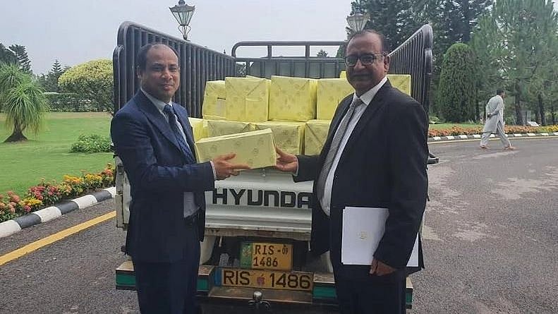 Prime minister Sheikh Hasina has sent mangoes to her Pakistan counterpart Shahbaz Shareef as a special goodwill gesture