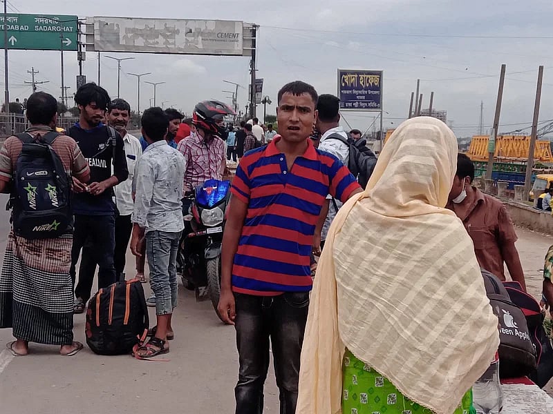 Trucks are charging Tk 1,000 per person to take them from Savar’s Aminbazar to Rangpur