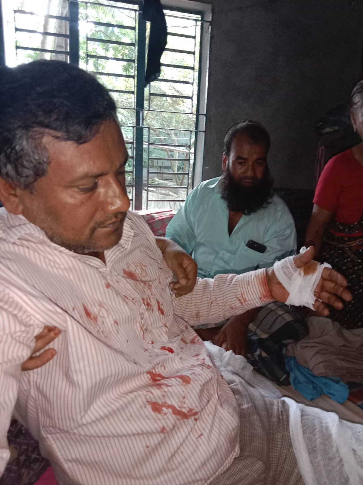 Jubo Dal former vice president Ali Sharif was injured in the attack. The photo has been taken from Uttar Bijoypur area of Gournadi in Barishal.