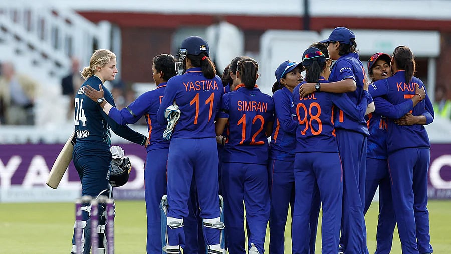 England's Charlie Dean shakes hands with India's Deepti Sharma after the end of their third T20I at the Lord's in London, England on 26 September, 2022