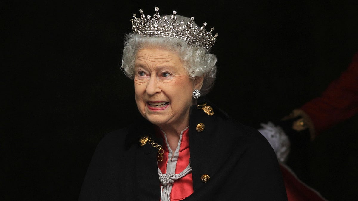 Britain's Queen Elizabeth leaves after attending a service for the Order of the British Empire, at St Paul's Cathedral in London, Britain, on 7 March, 2012