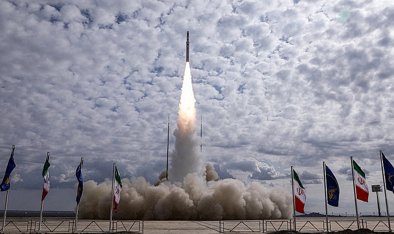 This file handout photo provided by Iran's Revolutionary Guard Corps (IRGC) official website Sepah News on 5 November 2022, shows the launch of the locally-made Ghaem-100 (Qaem-100) satellite lanuncher in an undisclosed location.