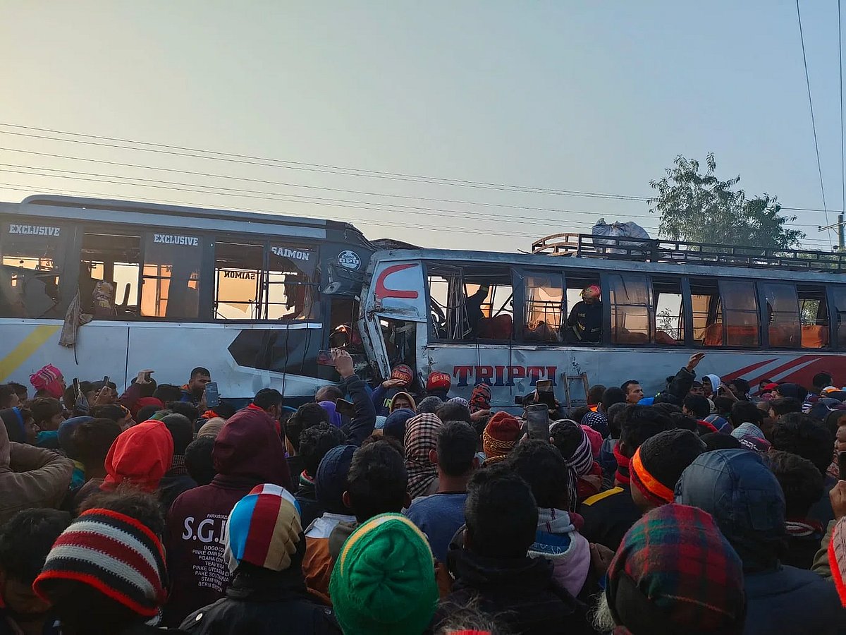 Three people were killed and at least 35 were injured in a head-on collision between two buses in Rangpur's Taraganj upazila this morning