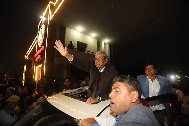BNP secretary general Mirza Fakhrul Islam Alamgir after releasing from Dhaka central jail in Keraniganj