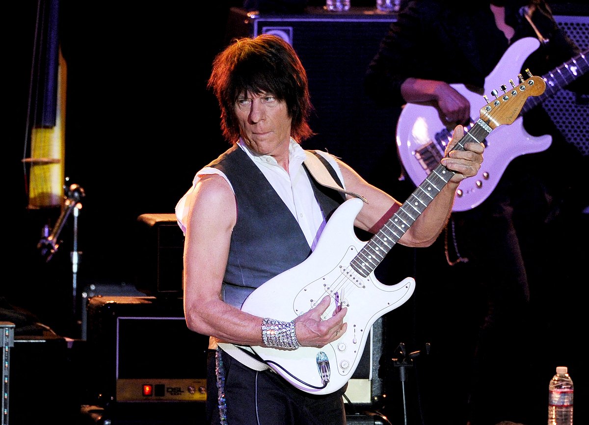 This file photo taken on 20 October, 2013 shows British guitarist Jeff Beck performing at the Greek Theatre in Los Angeles, California. Beck died on January 11, 2023