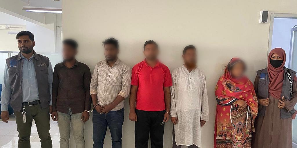 CID detains 5 suspects for making and selling fake birth, death certificates.