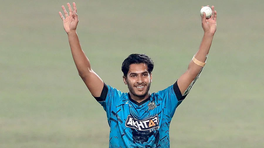 Mrittunjoy Chowdhury has been called up to the Bangladesh squad for the ODI series against Ireland