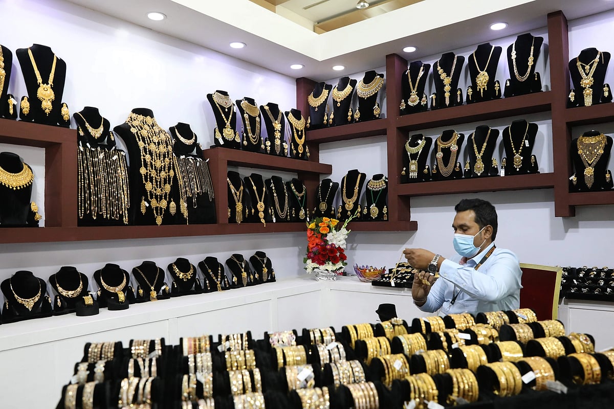 Gold ornaments are on display at a stall of Bangladesh Jewellery Expo-2022 at Bashundhara International Convention Centre in Dhaka on 17 March 2022.