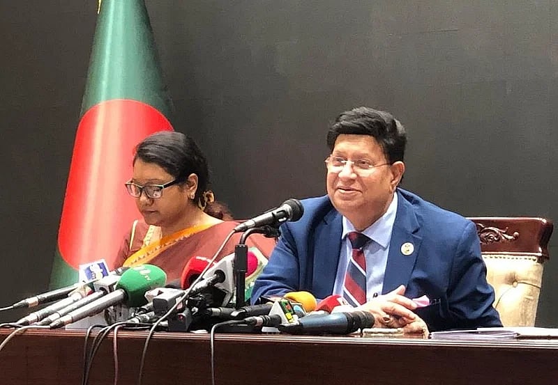 Foreign Minister AK Abdul Momen addresses a press conference at the foreign ministry on 22 May, 2023