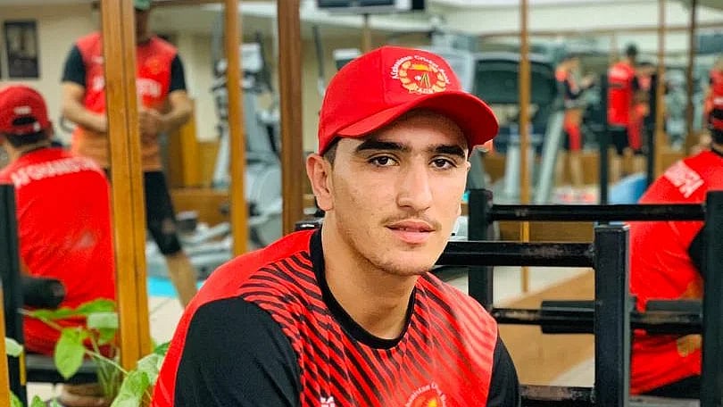 Shaheen Hunters batter Sediqullah Atal