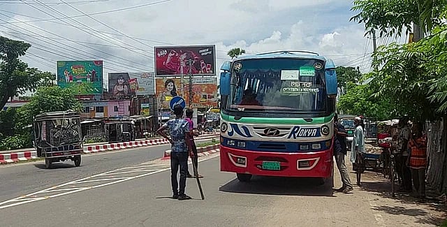 Bus are obstructed to ply from Bagerhat to Khulna on Monday ahead of BNP rally in Khulna. Photo is taken on Monday at around 12:00 pm at Bagerhat bus stand