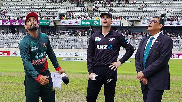 Bangladesh captain Litton Das and New Zealand captain Lockie Ferguson during the toss ahead pf their 1st ODI at the Sher-e-Bangla National Cricket Stadium in Dhaka on 21 September 2023
