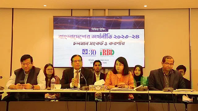The CPD holds a media briefing in Dhaka on 23 December, 2023.