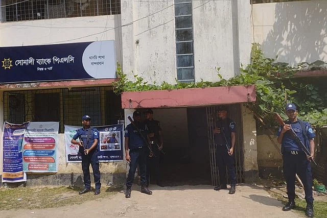 Tight security at the Thanchi branch of Sonali Bank in Bandarban on 4 April.