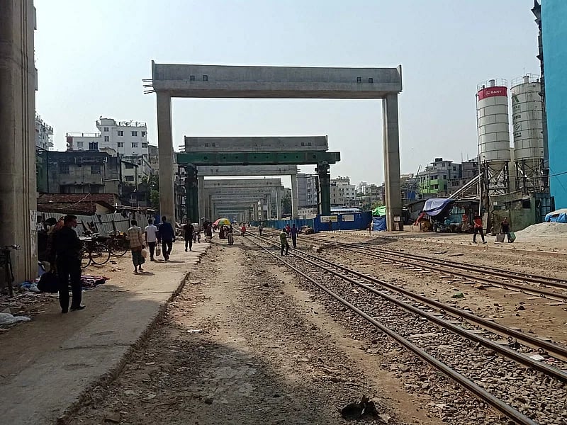 The unfinished section of Dhaka elevated Expressway.
