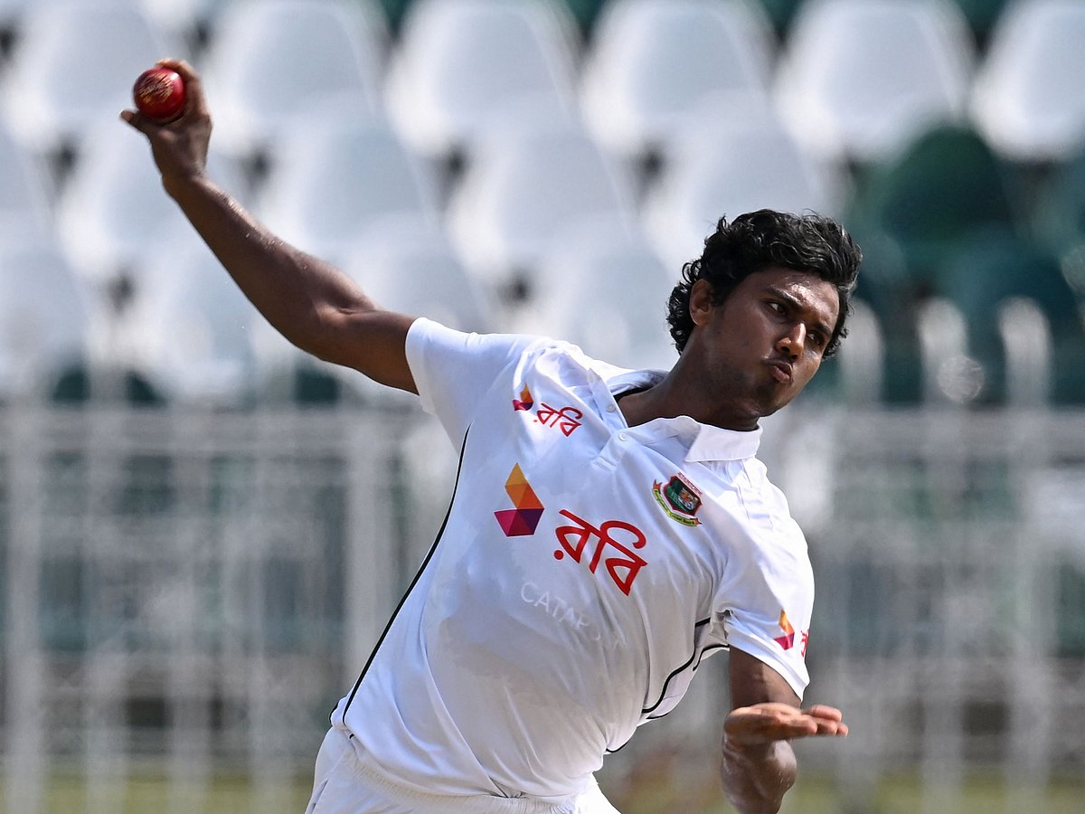 Bangladesh's Hasan Mahmud bowls during the fourth day of the second and last Test cricket match between Pakistan and Bangladesh, at the Rawalpindi Cricket Stadium in Rawalpindi on 2 September, 2024.
