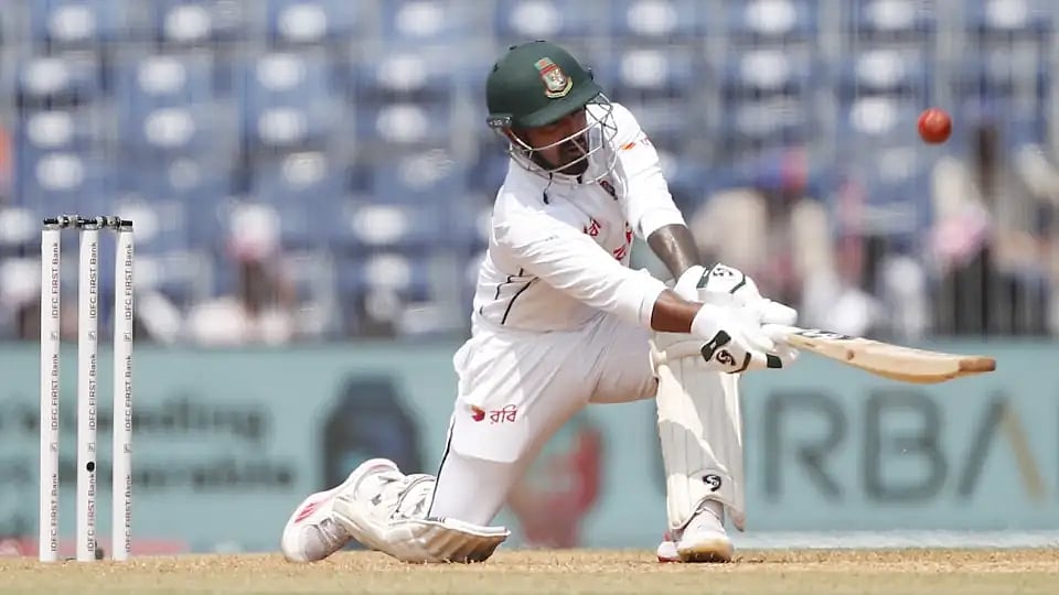 Bangladesh batsmen struggle against West Indies