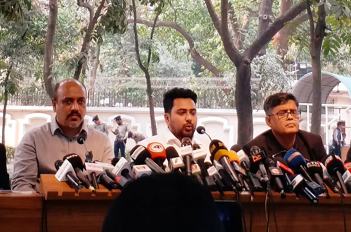 Nahid Islam speaks to the media at the chief adviser’s official residence Jamuna on 25 Febraury 2025 after he he resigns from the interim government as information and broadcasting adviser.