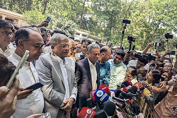 BNP leaders speak to the media after a meeting with the chief adviser at state guest house Jamuna on 16 April, 2025.