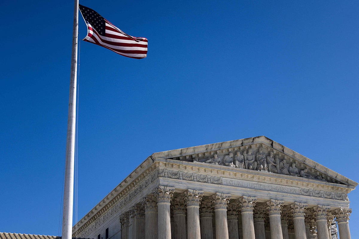 The US Supreme Court is seen in Washington, DC, 2 March 2025. The US Supreme Court on 19 April 2025 paused the Trump administration's deportation of alleged Venezuelan gang members under an 18th-century law.