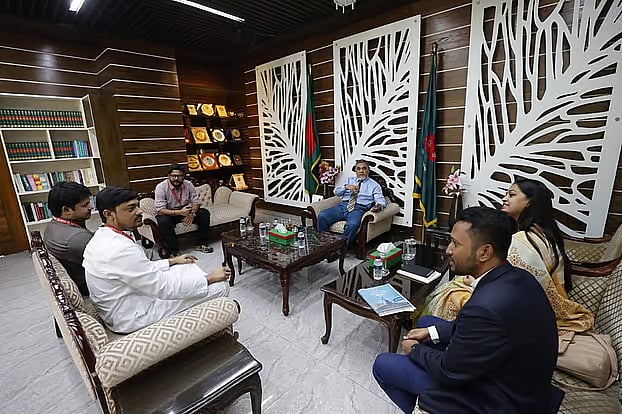 The National Citizen Party (NCP) is holding a meeting with chief election commissioner (CEC) AMM Nasir Uddin at the election commission office today, Sunday.