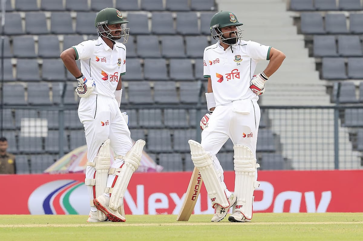 Bangladeshi openers Mahmudul Hasan Joy and Shadman Islam.