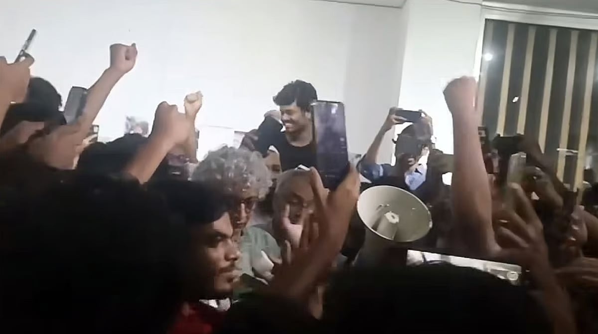 KUET students rejoice upon learning the news of the government's decision