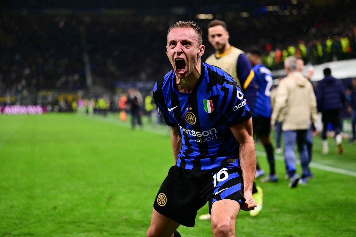 Inter Milan’s Italian midfielder #16 Davide Frattesi celebrates scoring his team’s fourth goal during the UEFA Champions League semi-final second leg football match between Inter Milan and FC Barcelona at the San Siro stadium in Milan on 6 May 2025.