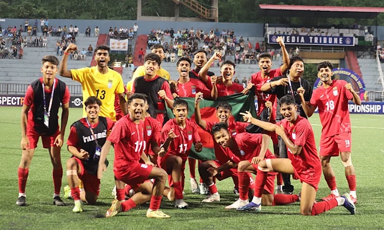 Bangladesh U-19 football players celebrate after beating Nepal to reach back to back SAFF Championship final