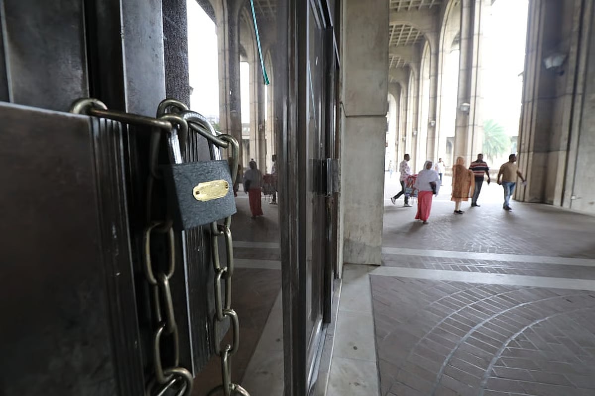 A padlock seen hanging on the main gate of the Nagar Bhaban on 18 May 2025.