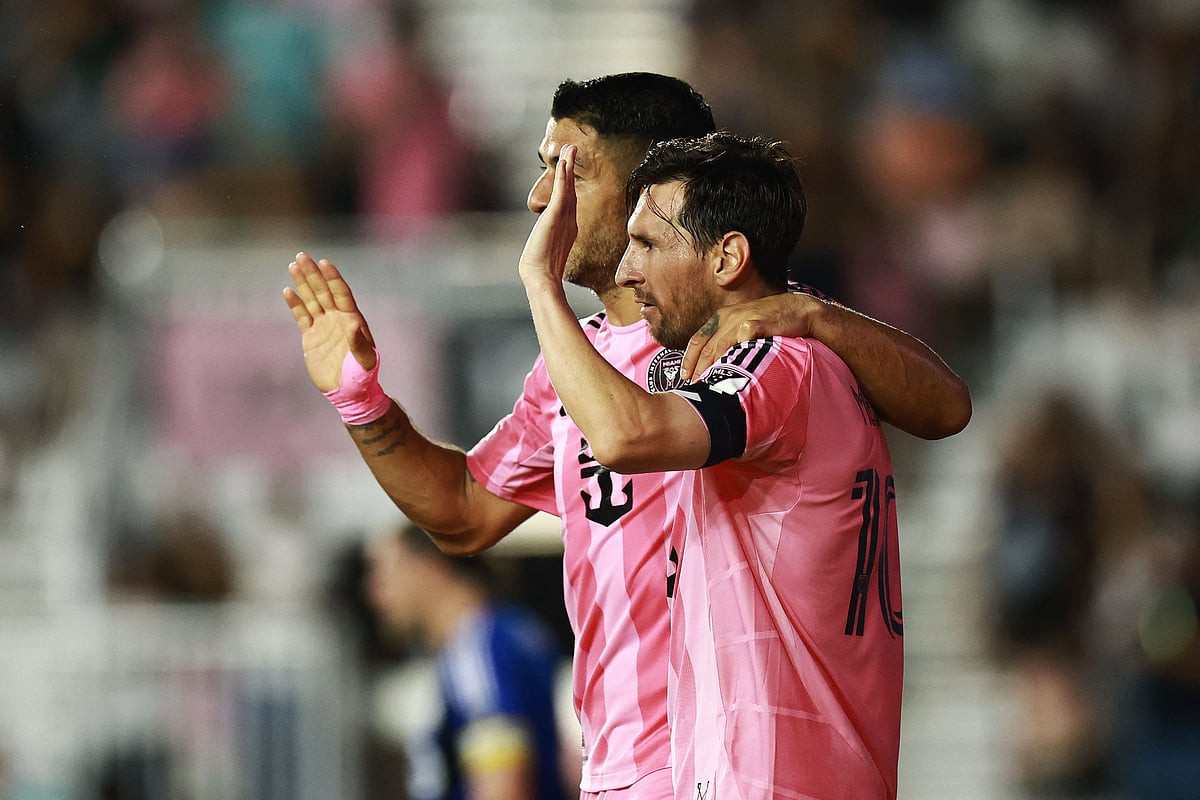 Lionel Messi #10 of Inter Miami CF celebrates with teammates scoring his team's fourth goal during the MLS match between Inter Miami CF and CF Montréal at Chase Stadium on 28 May, 2025