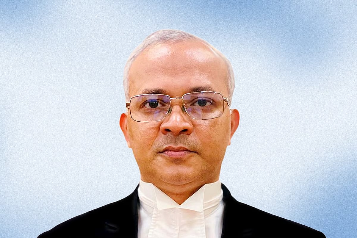 EC's lawyer Towhidul Islam