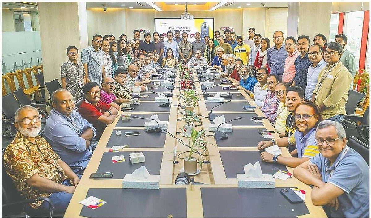 Prothom Alo holds a programme at their office on 4 June 2025 with their employees to celebrate Prothom Alo receiving three awards at the ‘INMA Global Media Awards 2025’.