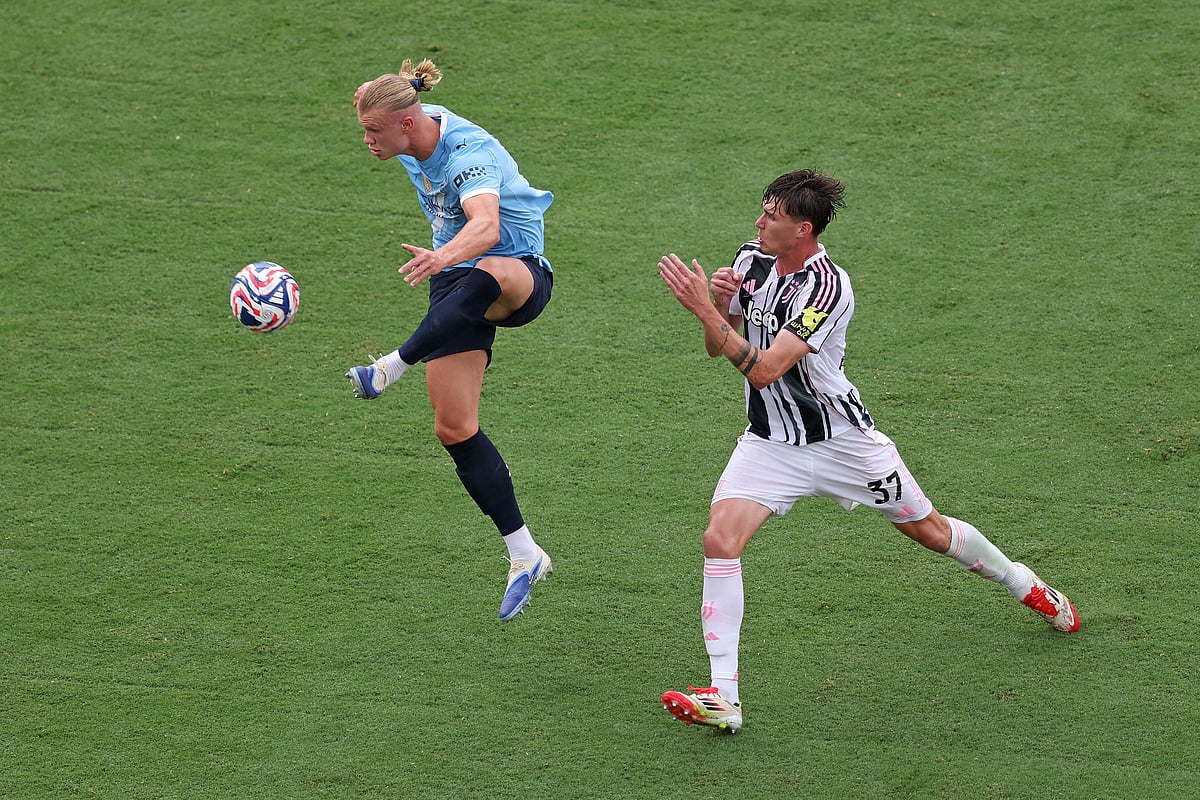 Erling Haaland #9 of Manchester City controls the ball while under pressure from Nicolo Savona #37 of Juventus FC during the FIFA Club World Cup 2025 group G match between Juventus FC and Manchester City FC at Camping World Stadium on 26 June, 2025 in Orlando, Florida.