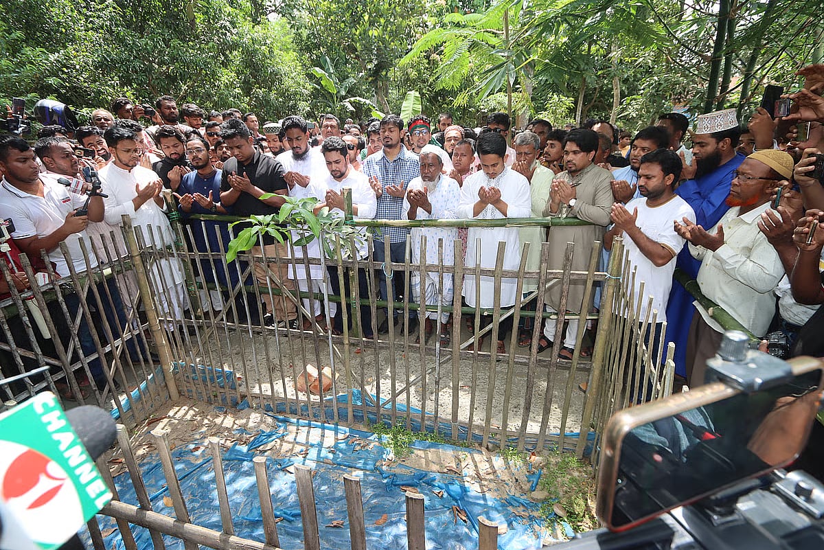 NCP central leaders including convenor Nahid Islam and member secretary Akhtar Hosen visited Abu Sayeed's grave in Babanpur Jafarpara village of Pirganj upazila in Rangpur on 1 July 2025.