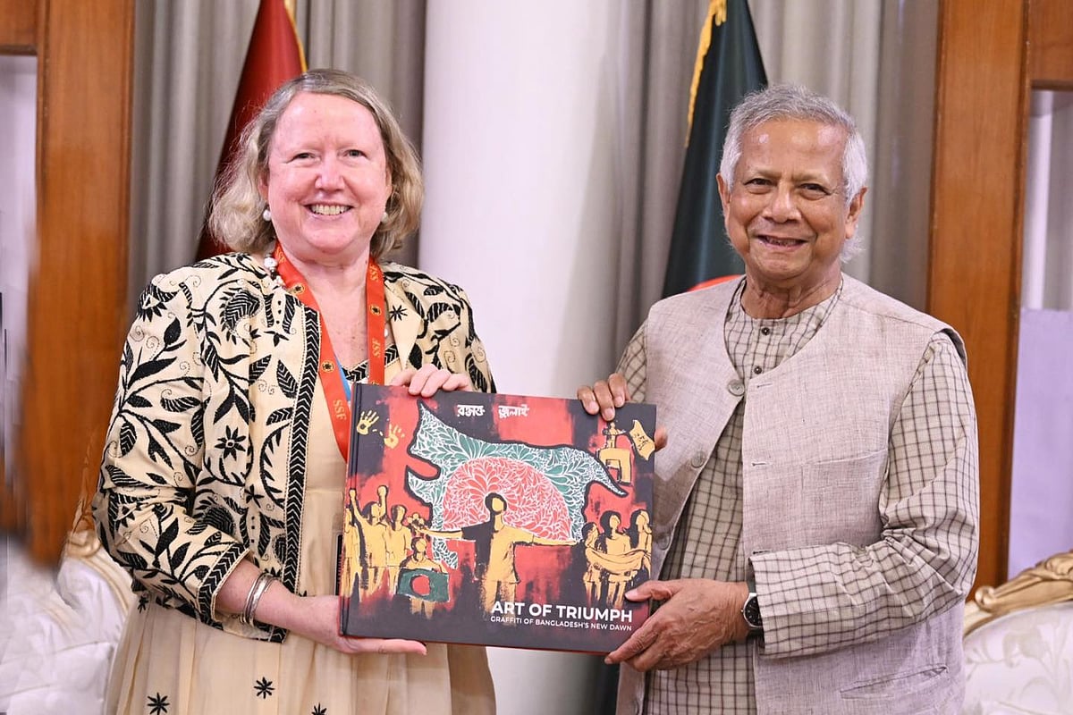 Susan Vize, Head of Office and UNESCO Representative to Bangladesh met with Chief Adviser Professor Muhammad Yunus at the State Guest House Jamuna in Dhaka.