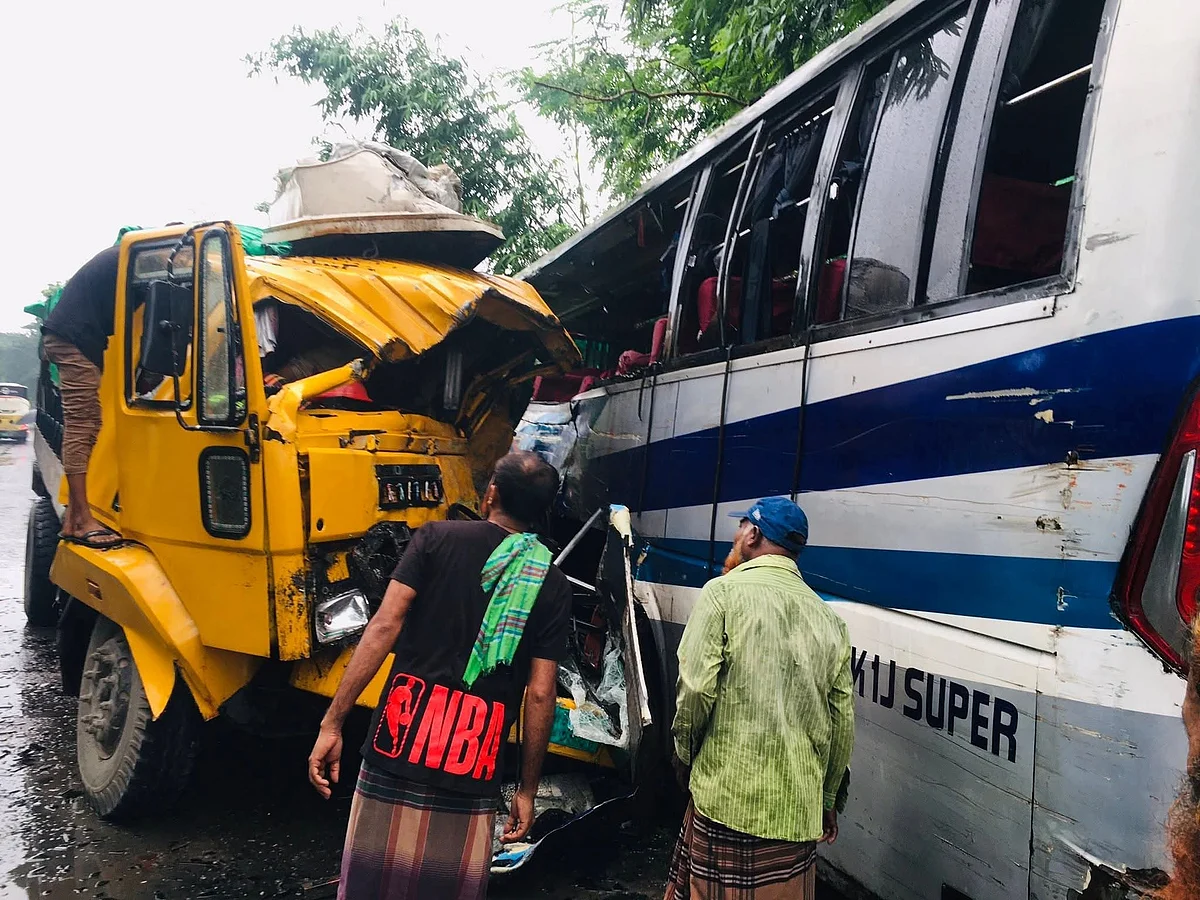 Three people were killed and 10 others injured in a head-on collision between a bus and a truck on Dhaka-Pabna Highway in Santhia upazila of Pabna on 4 July 2025.