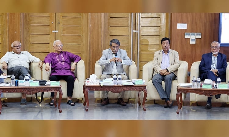 National Consensus Commission Vice-Chairman Professor Ali Riaz speaks at the Foreign Service Academy in Dhaka on 15 July 2025