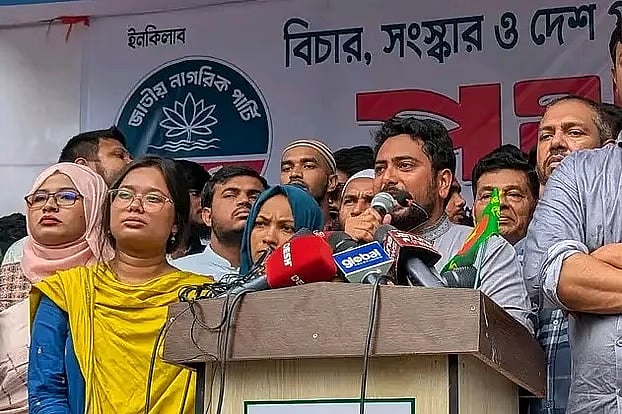 Nahid Islam speaks at a street rally in Munshiganj on 18 July, 2025.