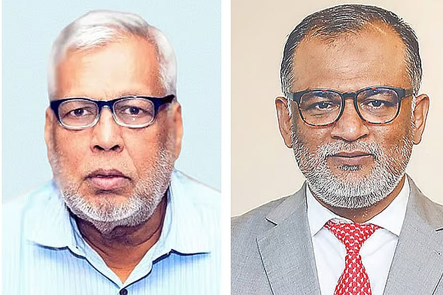 Advisers Muhammad Fouzul Kabir (L) and Sk Bashiruddin