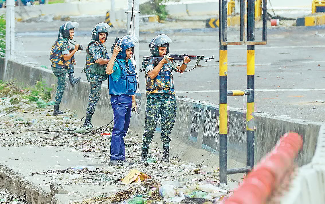 Police firing at protesters in Jatrabari on 20 July