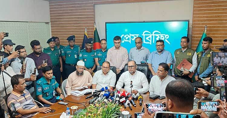 Gazipur Metropolitan Police commissioner Nazmul Karim speaks at a press briefing this afternoon
