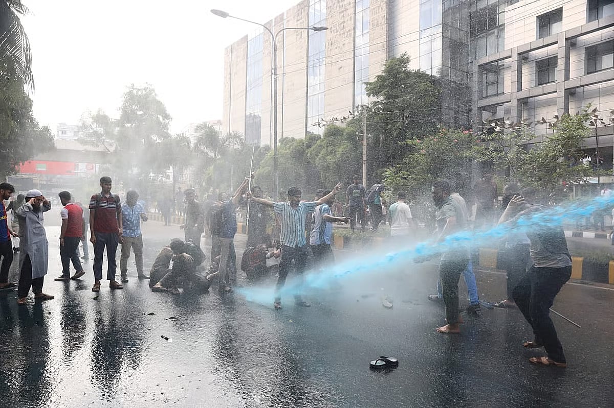 Police use water canon  to disperse the protesting students while they attempted to go towards Jamuna, the official residence of the Chief Adviser, in Dhaka on 27 August 2025.