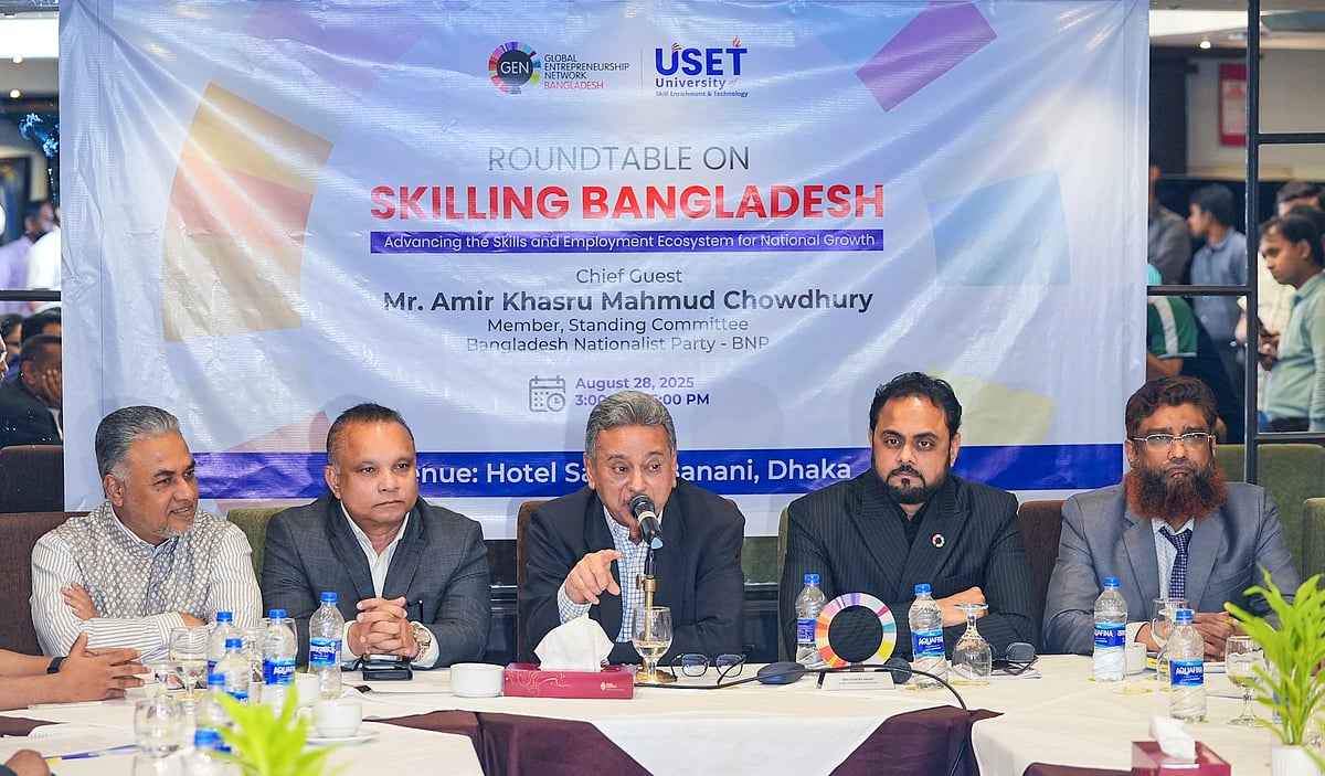 Caption: BNP standing committee member Amir Khasru Mahmud Chowdhury speaks at a roundtable titled ‘Skilling Bangladesh: Advancing the Skills and Employment Ecosystem for National Growth’ organised by Global Entrepreneurship Network (GEN) Bangladesh in association with University of Skills Enrichment and Technology (USET).