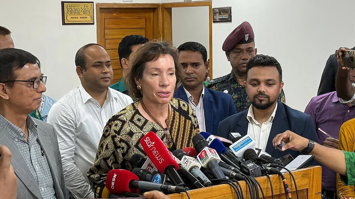 US Acting Ambassador (Chargé d’Affaires) Tracey Ann Jacobson talks to the media after a meeting with Chief Election Commissioner AMM Nasiruddin at the election commission headquarters in Agargaon, Dhaka on 1 September 2025