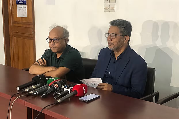 Chief Returning Officer of the DUCSU election, Professor Mohammad Jasim Uddin, announced at a press conference that a two-member fact-finding committee has been formed to investigate the incident involving a threat of 'gang rape' against a female student.